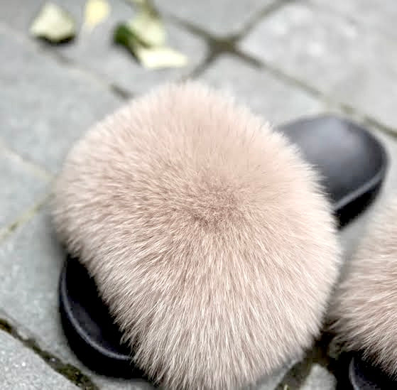 Soft Faux Fur Sliders