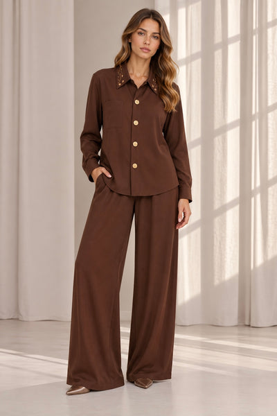 Conjunto con Cuello Bordado