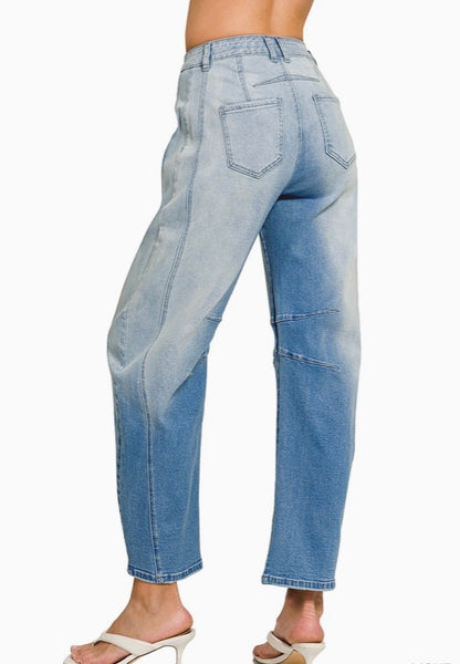 Pantalon de Mezclilla Pierna Barril con Costura Central