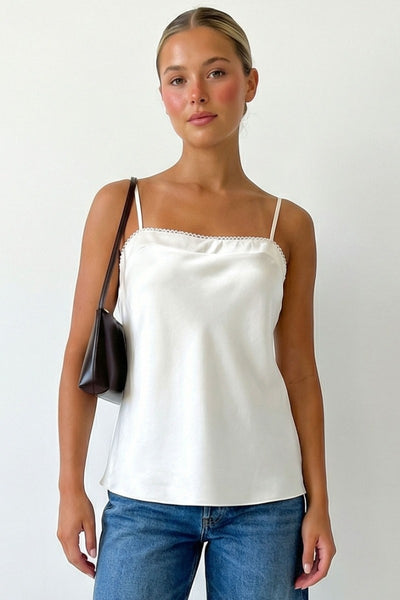 Camisola de Satin con Encaje Festoneado