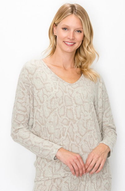 SOFT SNAKE PRINT BRUSHED TOP