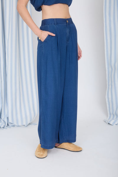 Chambray Pintuck Detail Wide Leg Pants