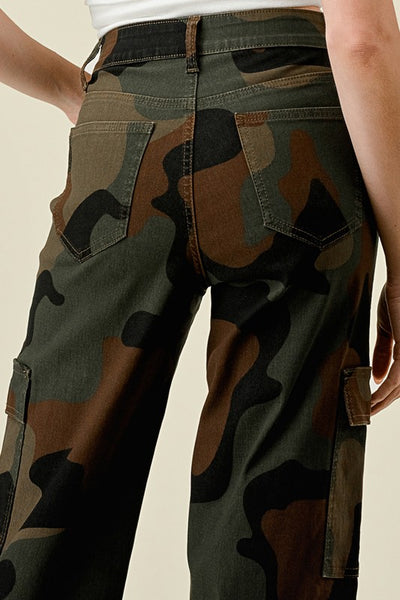 Super Stretch WideLeg Camouflage High Waisted Cargo Pants