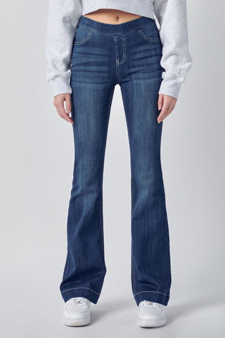 Pull On Super Strech Flare Denim Jeans