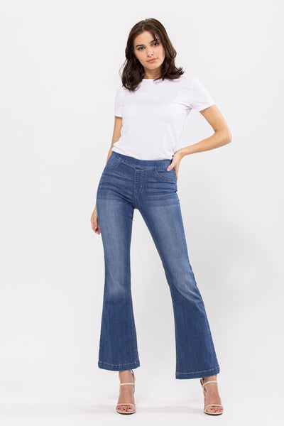 Pull On Super Strech Short Flare Denim Jeans