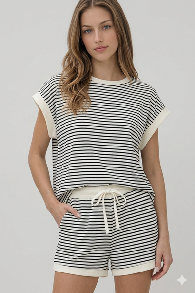 Stripe Contrast Trim Top & Shorts Set